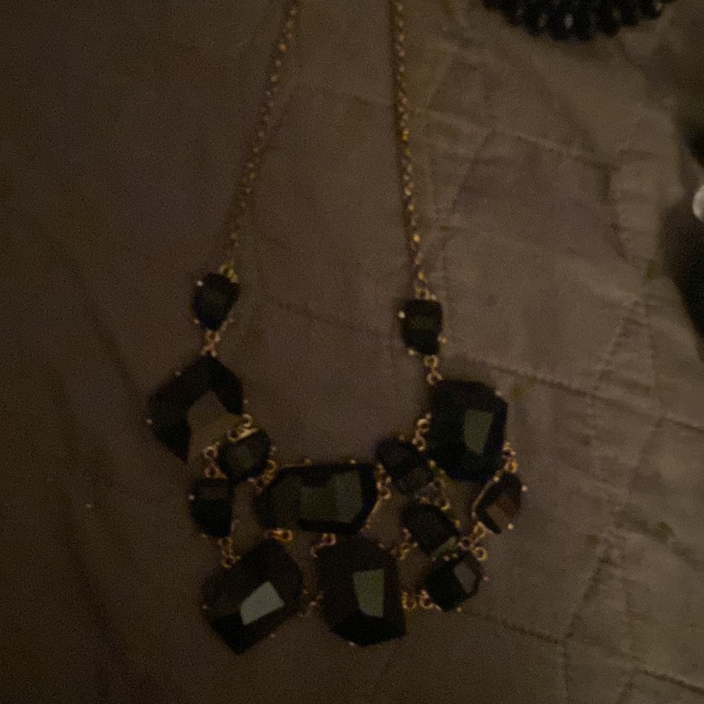 Necklaces - Picture 3 of 4